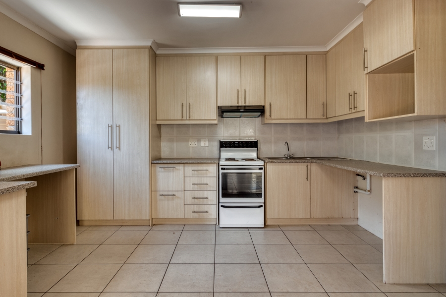 3 Bedroom Property for Sale in Die Wingerd Western Cape